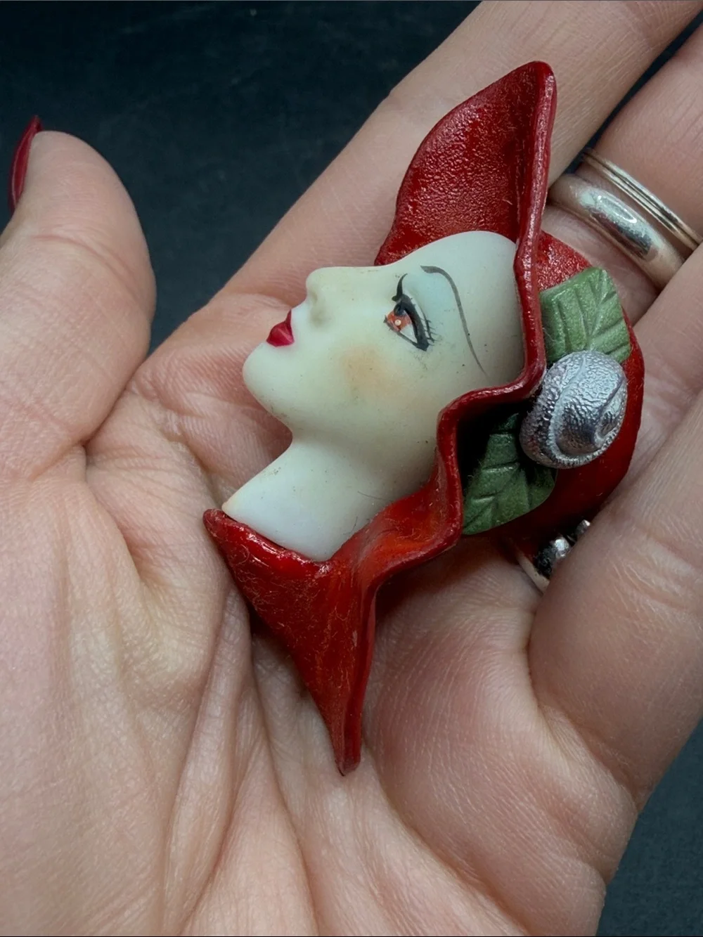 Vintage Hand Painted Art Deco Floppy Hat Lady Bust Head Brooch Pin Jewelry